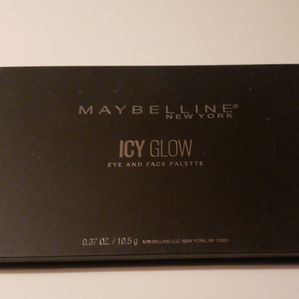 Maybelline icy glow eye and face pallete